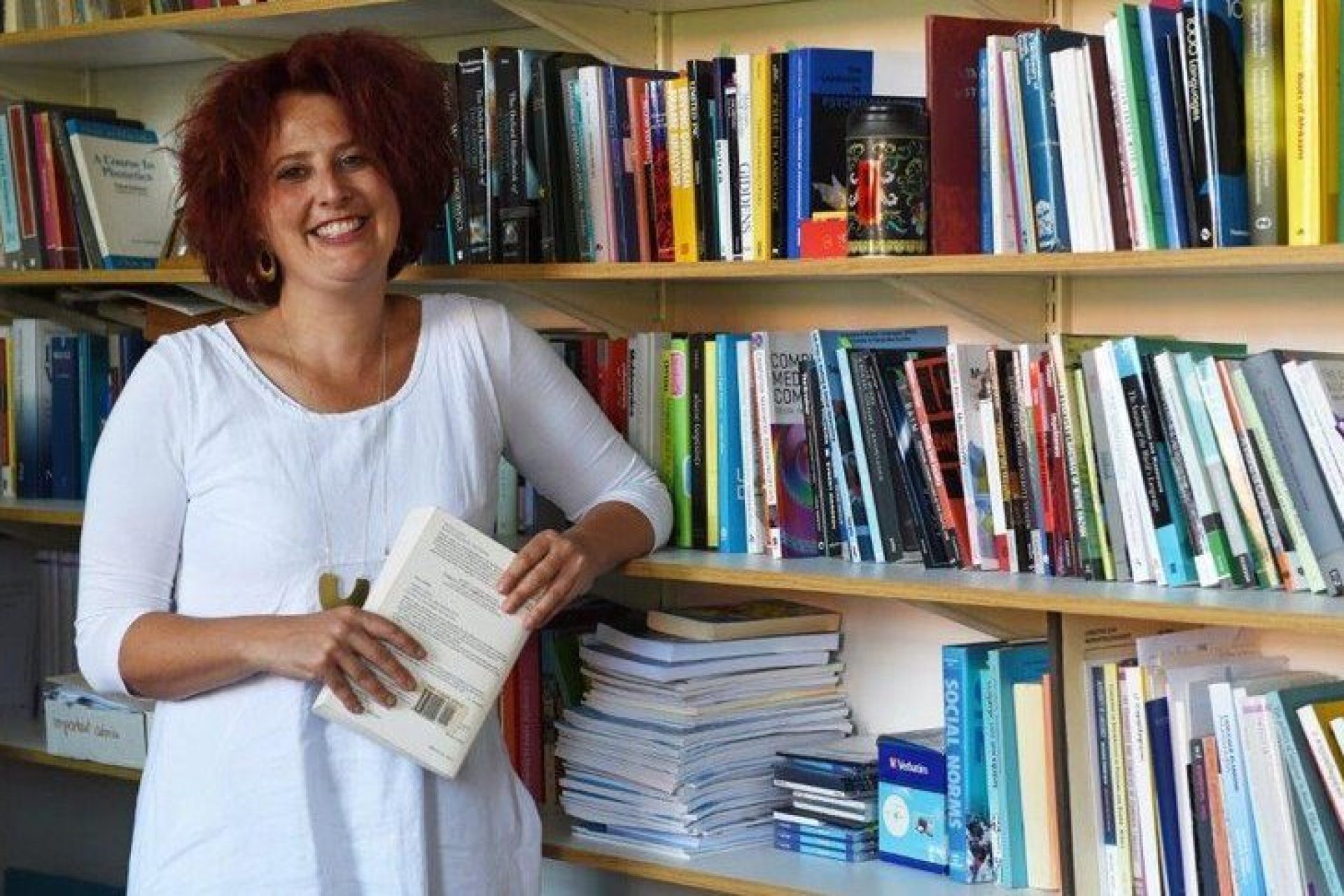 ana_deumert_1380x700